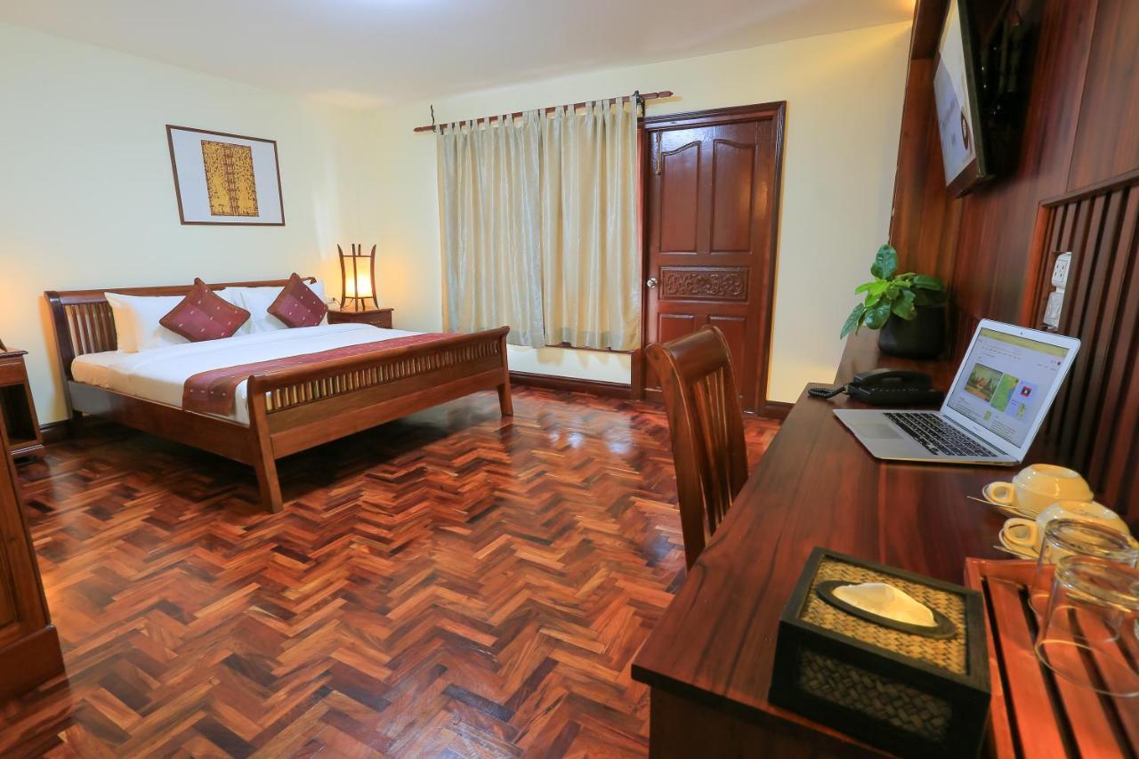 Phongsavath Boutique Hotel Vientiane Esterno foto